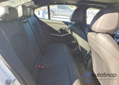 2025 BMW 330 Xi из США, поврежденный, VIN WBA23LA00SFV35195